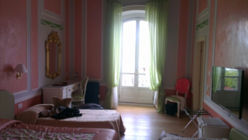 Notes From Another Land / Cadenabbia