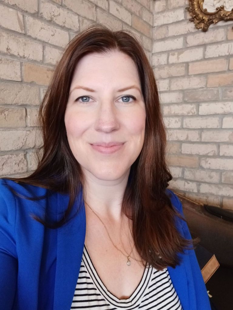 Amy Lynch, Host of the Mixing Babies And Business Podcast and accidental activist turned guest speaker.